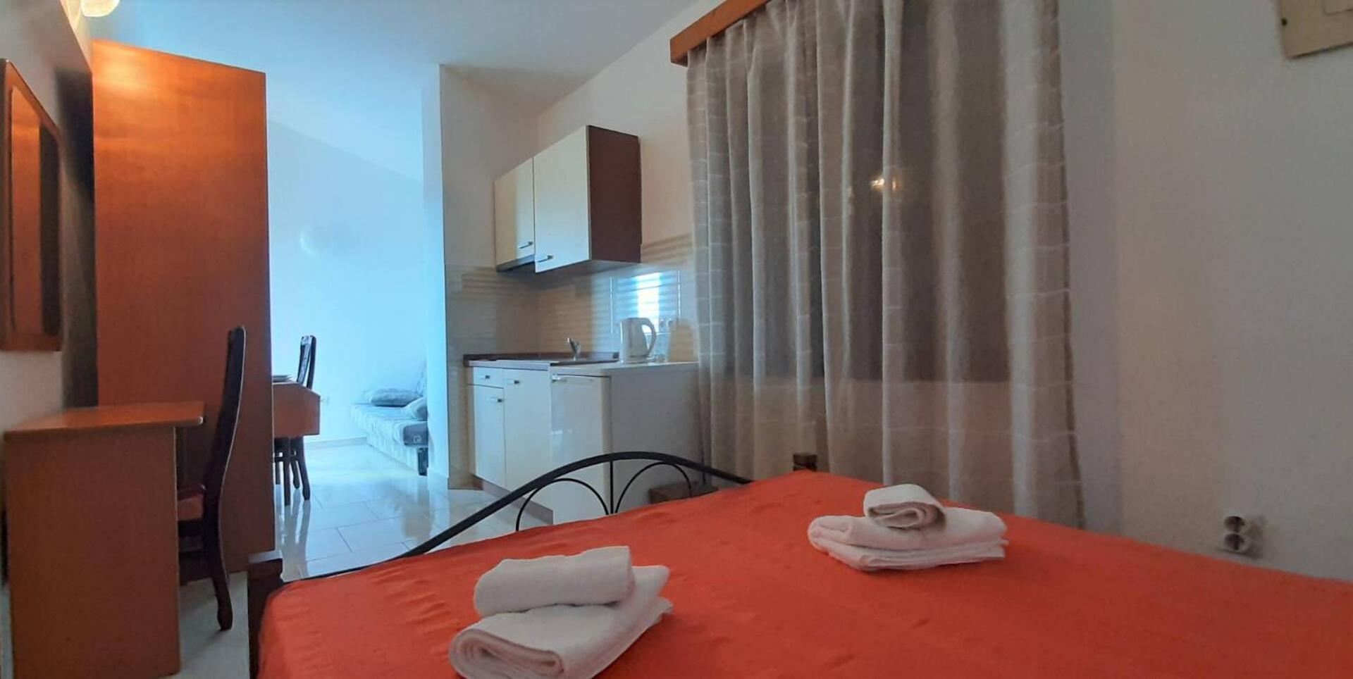 Guest House Helena Close To Beach Krk Town Εξωτερικό φωτογραφία